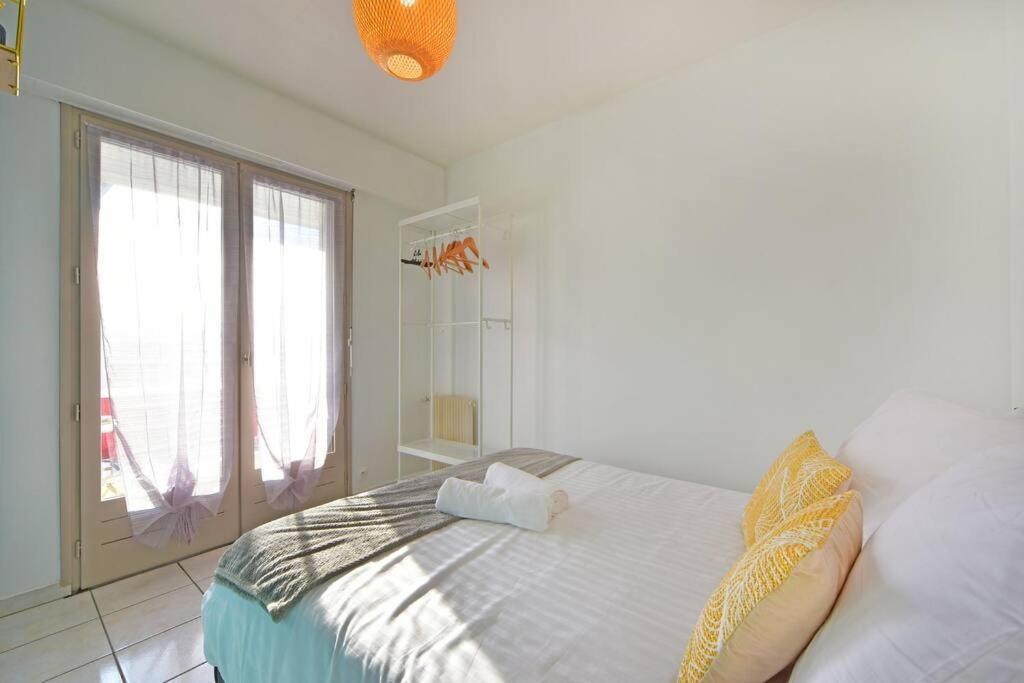 Cabana & Le Central - Proche Lac , Terrasse Et Parking Annecy Zewnętrze zdjęcie